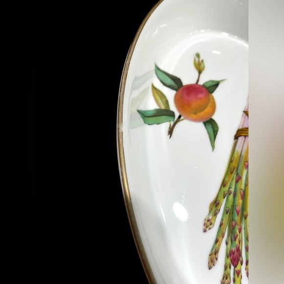 Set of Two Royal Worcester Evesham Gold 10.5" Porcelain Ovenware Baking Dishes - Picture 12 of 13